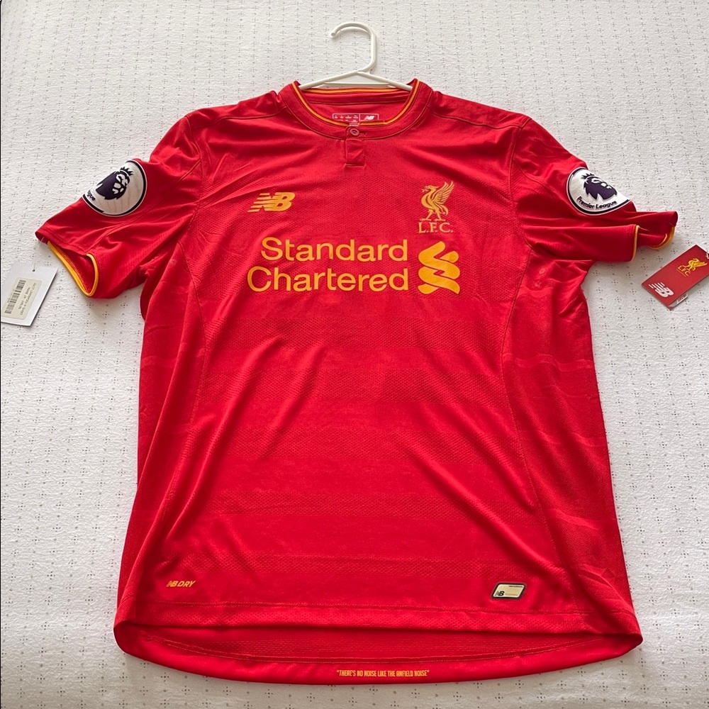 Liverpool - Sadio Mané - BNWT jersey